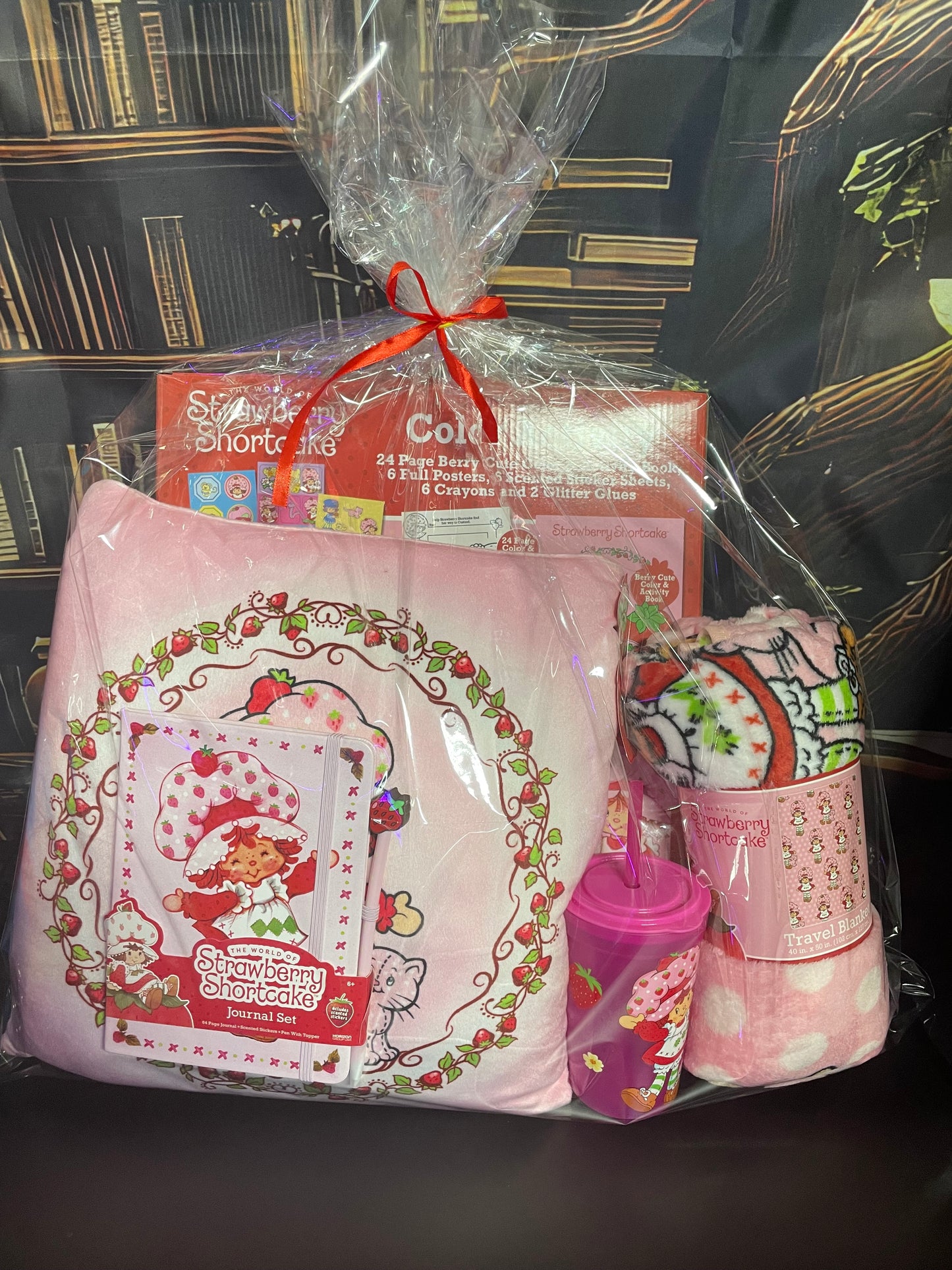 Strawberry Shortcake Gift Bundle (Kids)